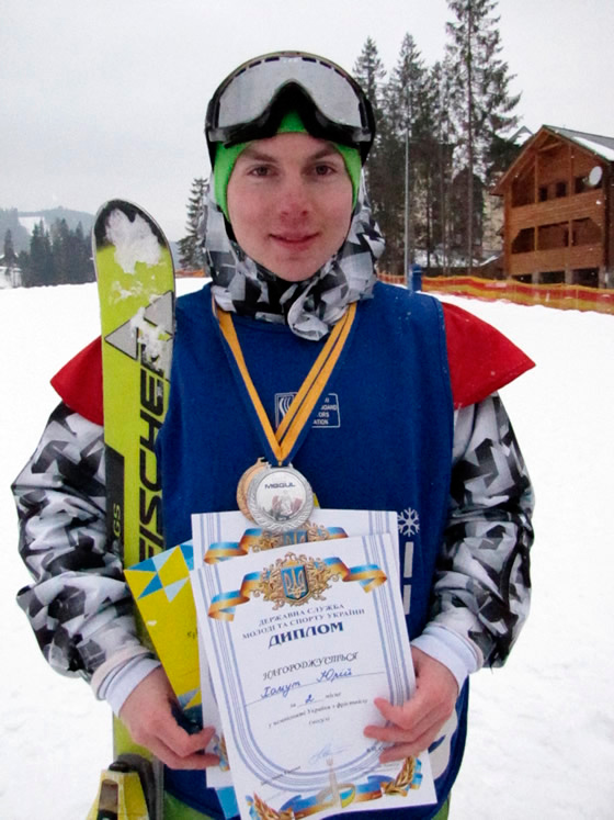 Хомут Юрій - срібний призер Чемпіонату України з фристайлу (могул) 2013