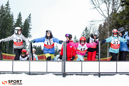Юні Тернопільські сноубордистки ДЮСШ «Екстрім» на старті в дисципліні сноубордкрос