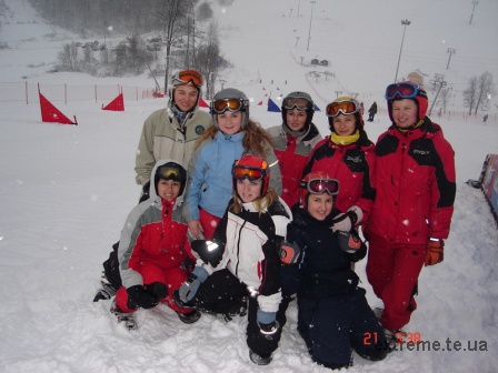 Жіноча збірна України з сноубордингу на трасі