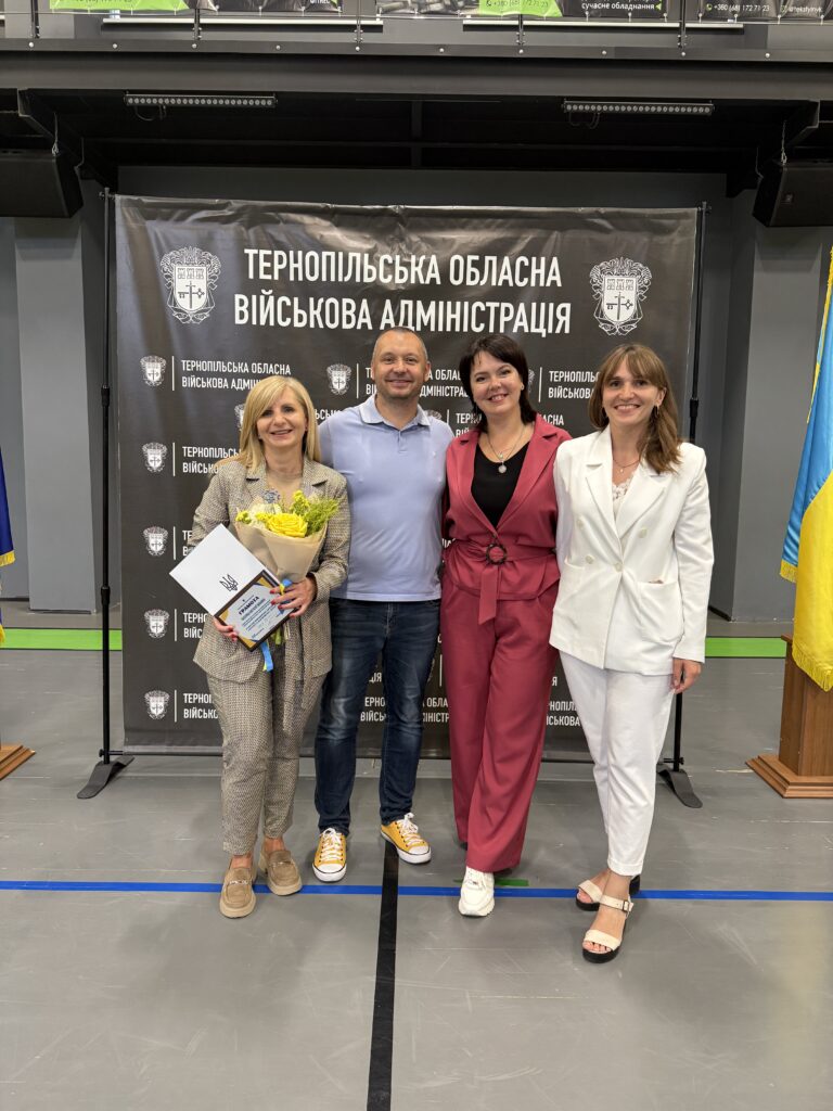 Відзнака Наталії Пазунки, старшого тренера зі сноубордингу з нагоди дня тренера 2025