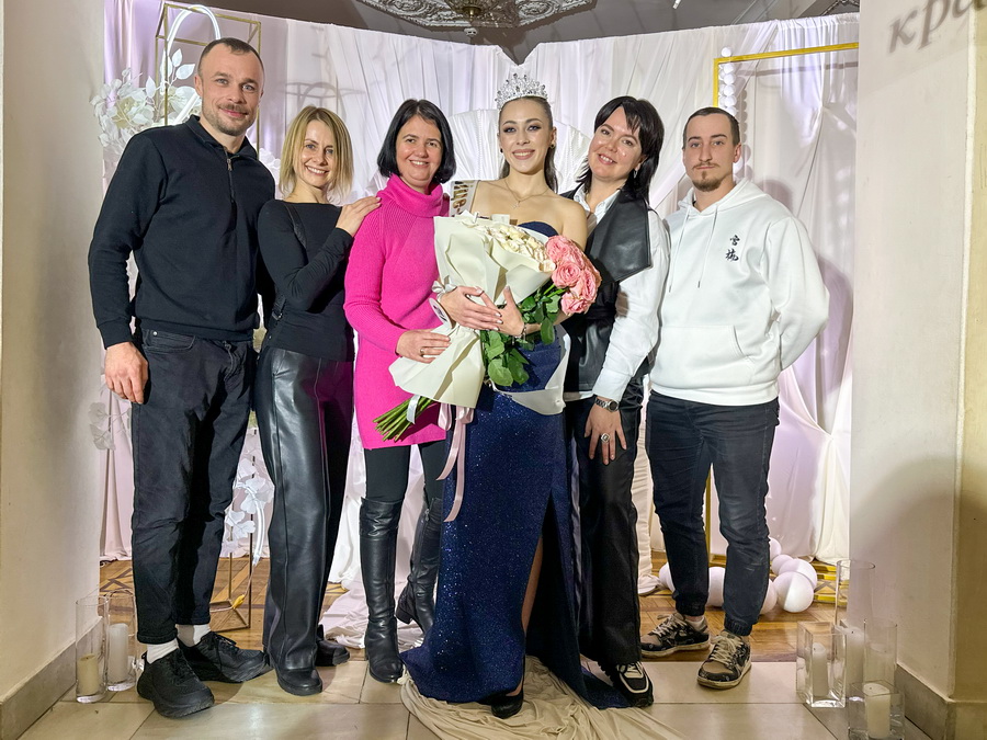 Тренер-викладач зі сноубордингу Людмила РАВСЬКА